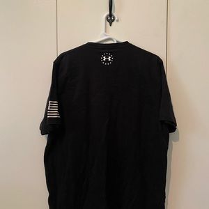 Black under armour Tee
